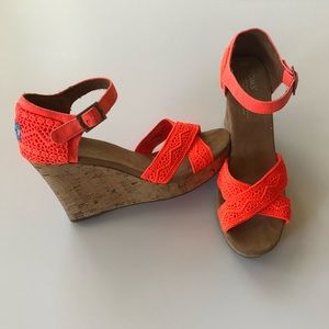 Toms Wedge Sandals